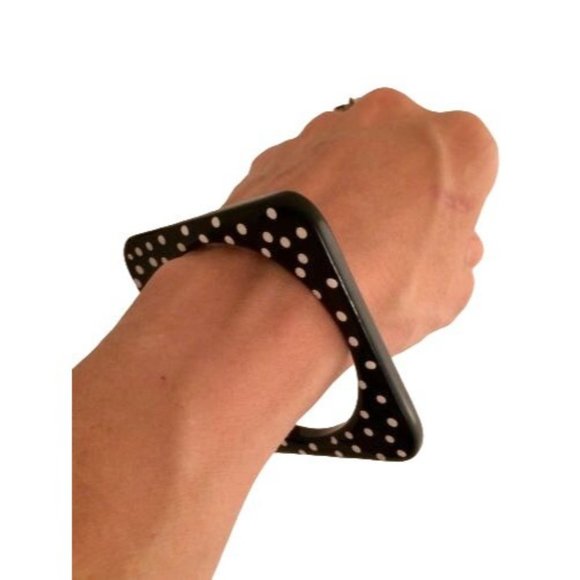 Vintage Bracelet Black White Polka Dots Modernist Bangle Sustainable Fashion - Picture 4 of 4